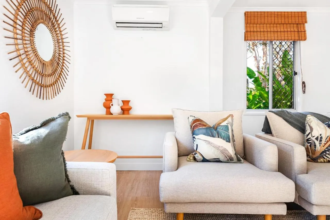 Styled 3 Bedroom Tropical Family Home W Pool At Coolum Coolum Beach Σπίτι διακοπών