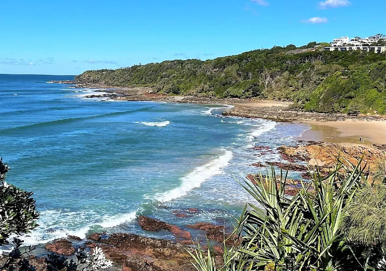 Styled 3 Bedroom Tropical Family Home W Pool At Coolum Coolum Beach Σπίτι διακοπών